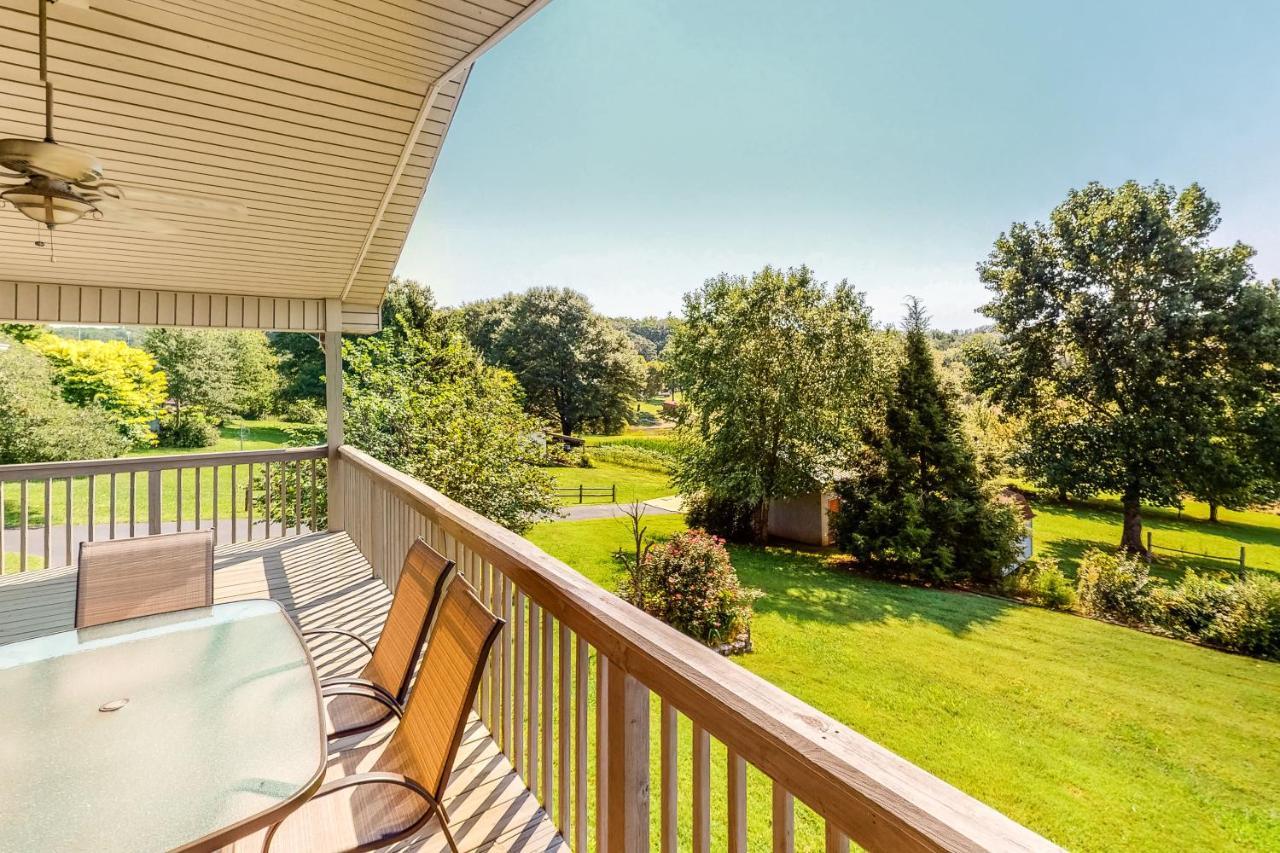 Lakeside Dandridge Bagian luar foto
